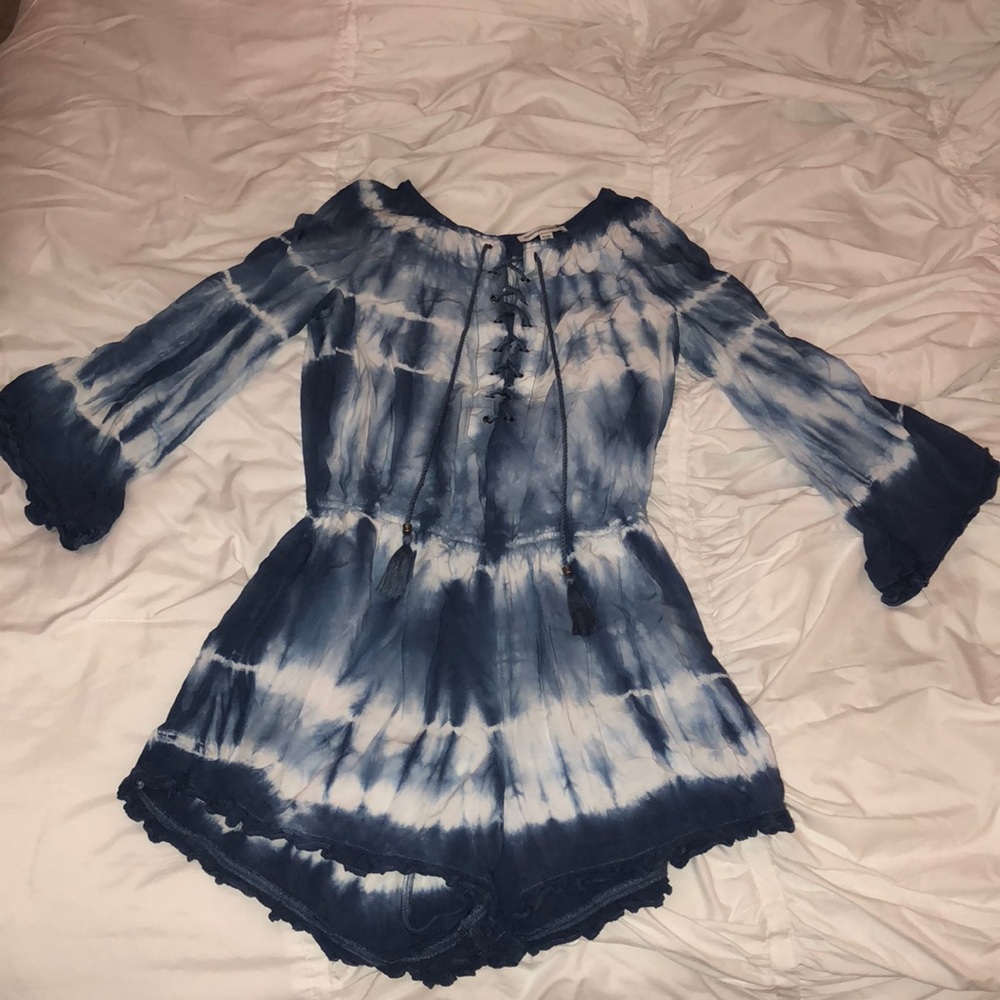 American Eagle tye dye romper